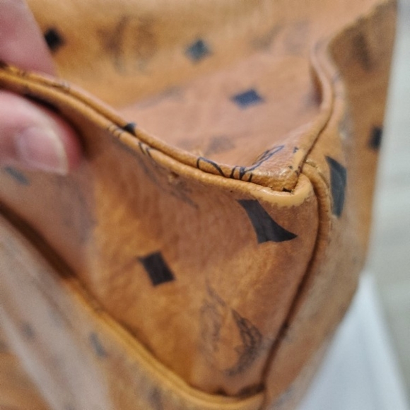 USED Vintage MCM Visetos Tote Bag - Picture 16 of 16
